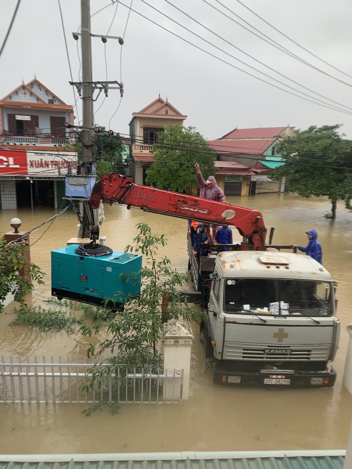 Công đoàn VNPT hỗ trợ kinh phí cho CBCNV TTKD VNPT 5 tỉnh miền Trung tham gia ứng cứu, khắc phục sự cố thông tin và hỗ trợ khách hàng do mưa bão Công đoàn VNPT hỗ trợ kinh phí cho CBCNV TTKD VNPT 5 tỉnh miền Trung tham gia ứng cứu, khắc phục sự cố thông tin và hỗ trợ khách hàng do mưa bão